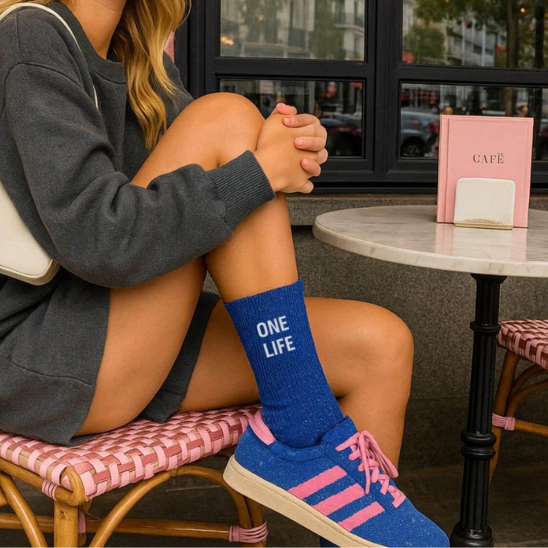 chaussettes message positif, chaussettes à paillettes, chaussettes originales femme, cadeau petit prix original, cadeau fête des mamies, cadeau mamie, cadeau fête des grand-mères, cadeau fête des mère, cadeau femme