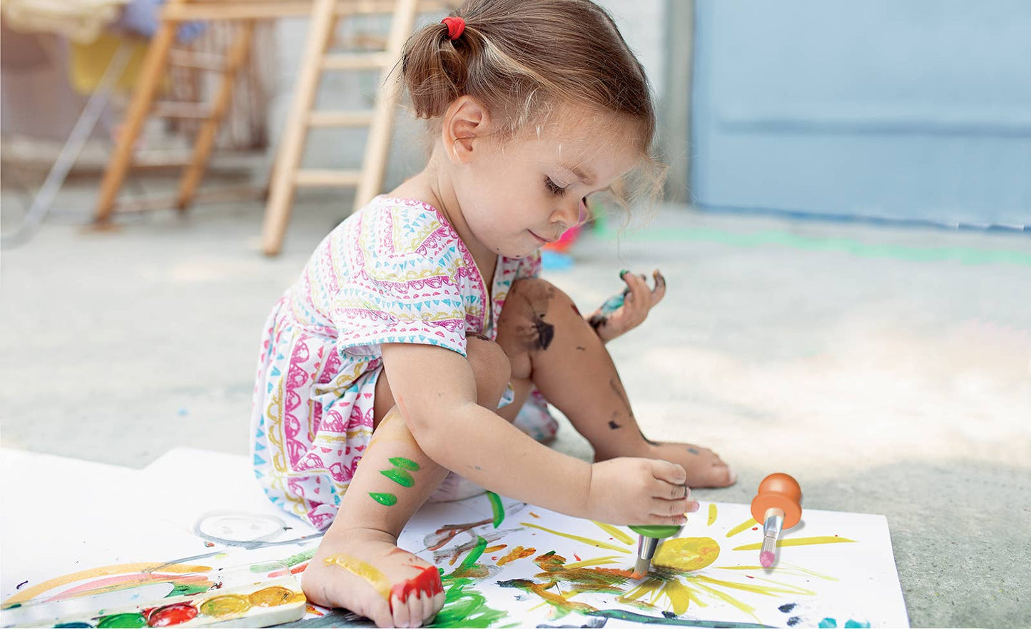 Coffret Mes Premiers Pinceaux CréaLign’ avec pinceaux ergonomiques adaptés aux enfants dès 1 an pour les premières activités de peinture.