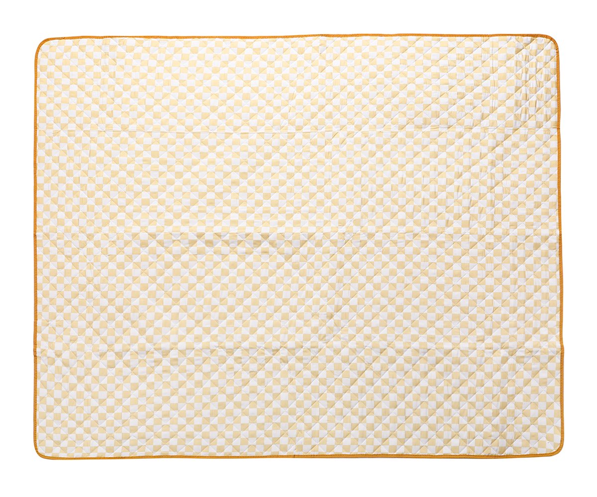 Couverture Pique-Nique Stripes Yellow Chess Monnëka imperméable et anti-sable avec sangle de transport pour plage et pique-nique.