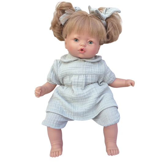 poupée européenne, avec cheveux, dès 3 ans