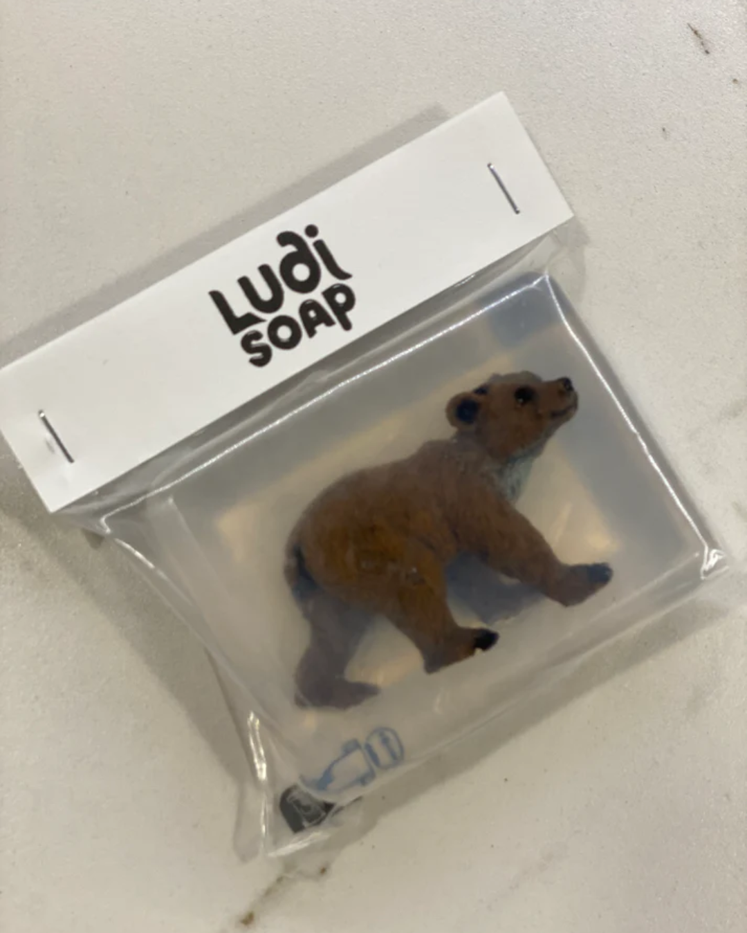 savon pour enfants avec figurine